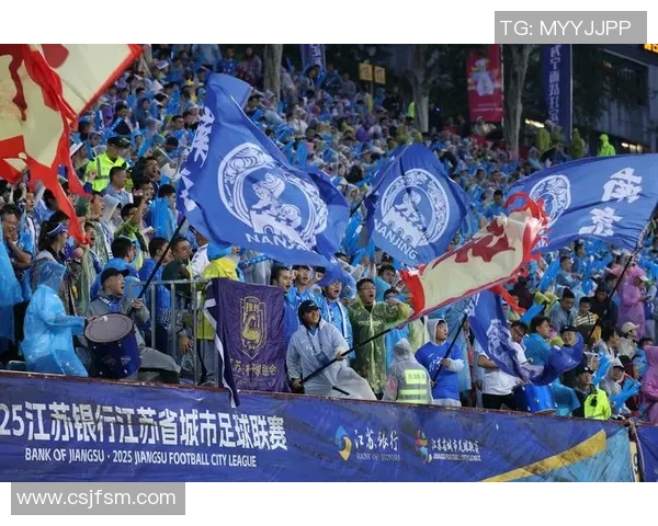 南京排球队的力量变革引发热议展现团队精神与竞技实力的双重提升