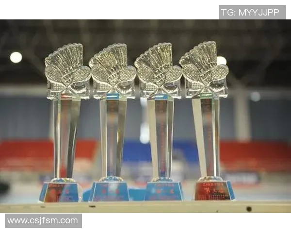 成都羽毛球队包夹战术深度解析与实战应用探讨 成都羽毛球队包夹战术深度解析与实战应用探讨